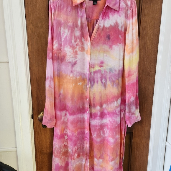 Macys Inc. Long Top - Picture 3 of 4